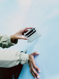 EVERYDAY CARDHOLDER - bone