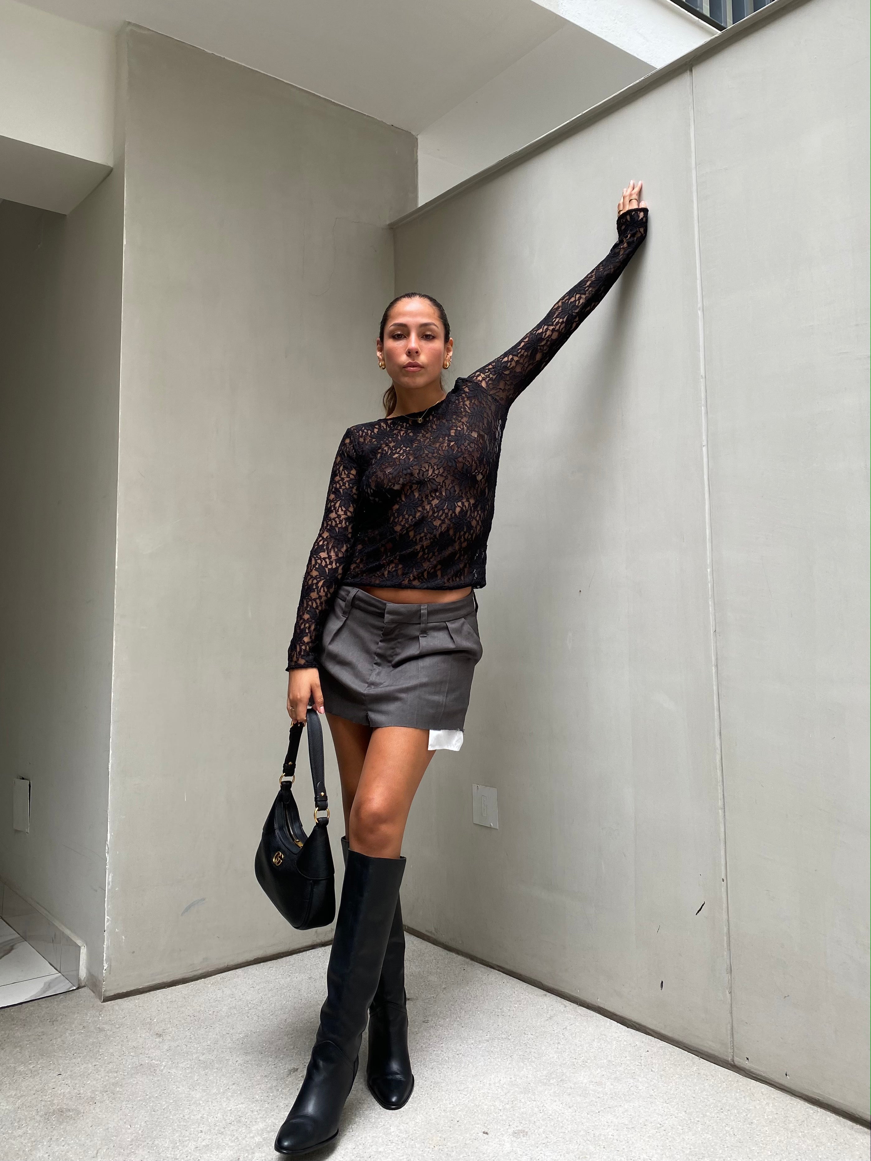 BE MINE LACE TOP - BLACK