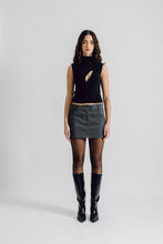 Cargar imagen en el visor de la galería, OLIVIA KNIT TOP - BLACK
