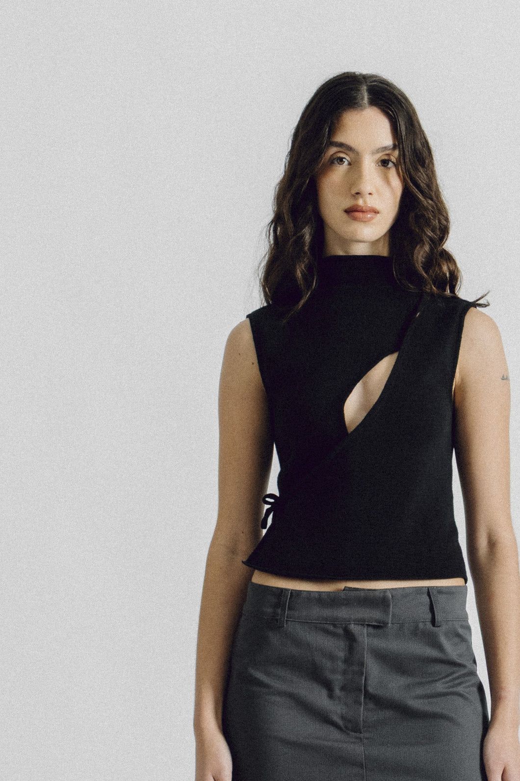 OLIVIA KNIT TOP - BLACK