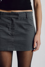 Cargar imagen en el visor de la galería, SCARLETT MINI SKIRT
