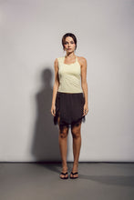 Cargar imagen en el visor de la galería, JOANE TOP - butter yellow
